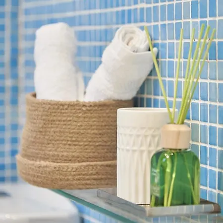 Apartment Boutique Alfama With Patio 3 *